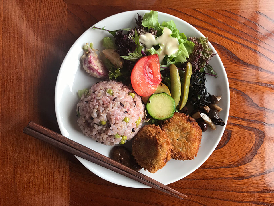 מנה יפנית טבעונית