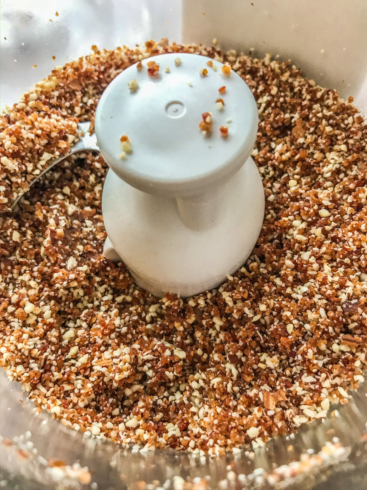 מיני עוגות גבינה מאצ'ה-שוקולד טבעוניות