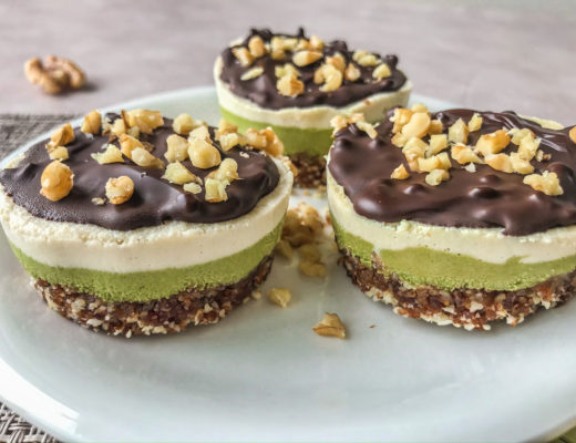 mini vegan cheese cakes
